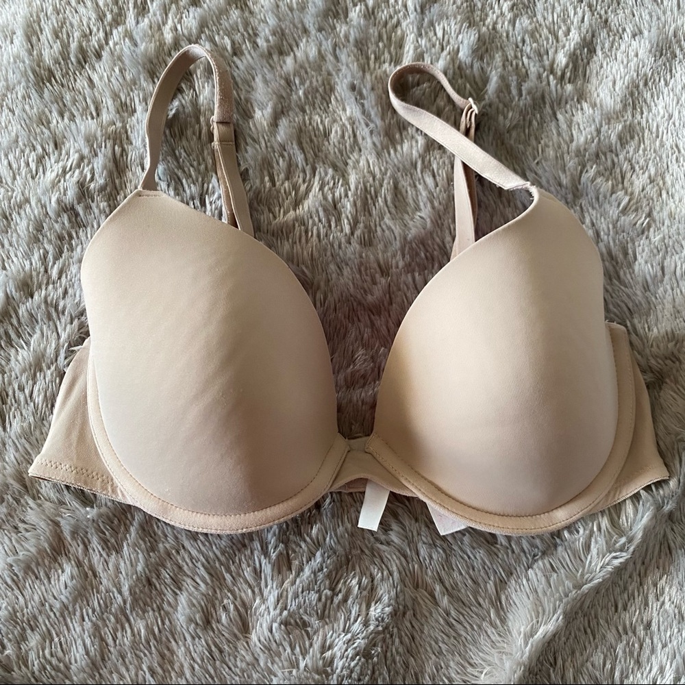 Pink by Victoria’s Secret Tan Bra 34C